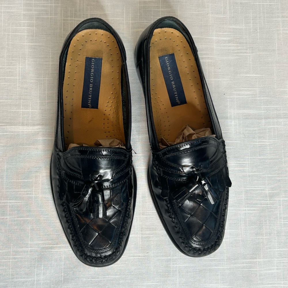 Giorgio Brutini Leather Loafers Size 9 D Woven Leather on the Vamp Black Tassel